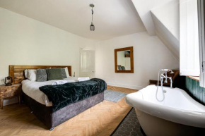 Historic Hoole Haven - Stylish 1BR Apt